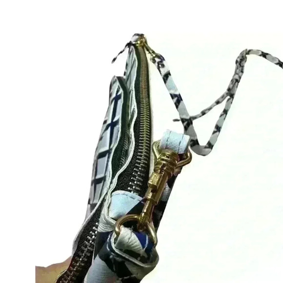 Scout Hepburn Diamond Crossbody Bag w/ Detachable Strap - Blue, Black + White - Picture 6 of 15